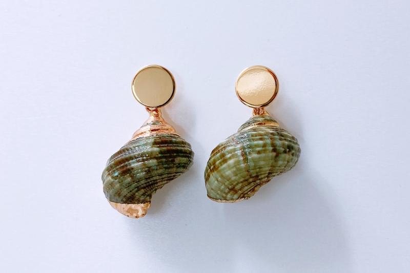 [Ozel] Feminine Glossy Brass Earrings